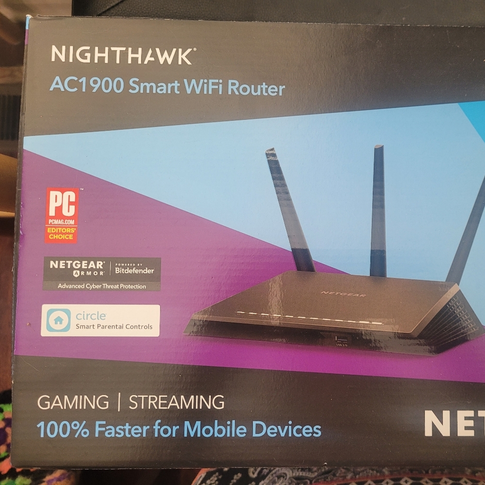 NETGEAR Nighthawk Smart Wi-Fi Router (R7000-100NAS) - AC1900 Wireless Speed (Up
